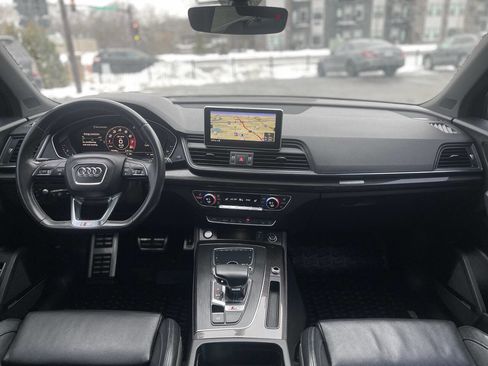 Used 2019 Audi SQ5 Prestige w/ Prestige Package image 31