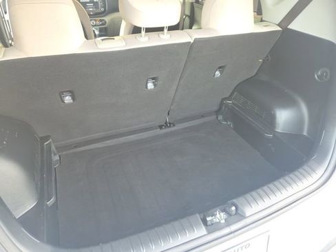 Used 2025 Kia Soul LX w/ Option Group 015 image 31