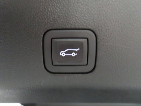 Used 2024 Chevrolet Tahoe High Country image 45