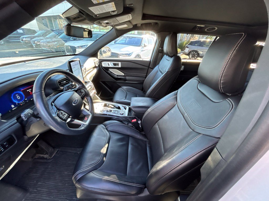 Used 2023 Ford Explorer ST w/ Equipment Group 401A AWD/4WD image 9