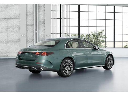 New 2026 Mercedes-Benz E 450 4MATIC Sedan image 21