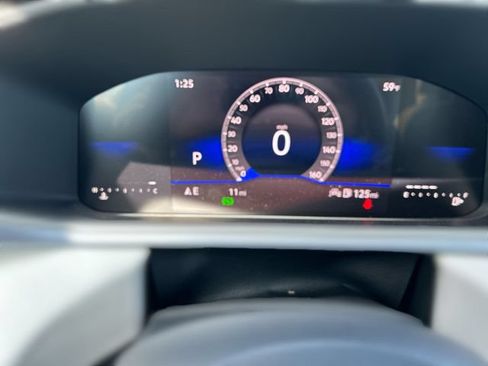 New 2026 Volkswagen Taos SE FWD image 16