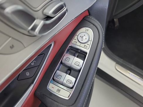 Used 2022 Mercedes-Benz GLC 300 w/ AMG Line image 21
