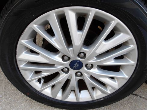 Used 2016 Ford Focus Titanium image 31