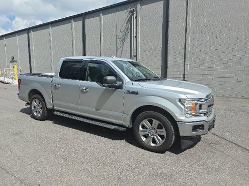 Used 2018 Ford F150 XLT w/ Equipment Group 302A Luxury RWD image 1