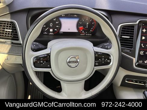Used 2020 Volvo XC90 T6 Momentum image 13
