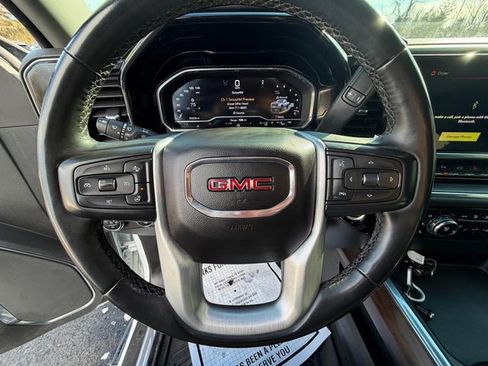 Used 2024 GMC Sierra 2500 SLT w/ SLT Premium Package image 9
