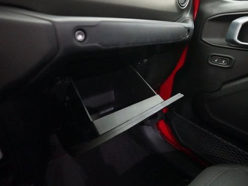 Used 2021 Jeep Gladiator Willys image 28