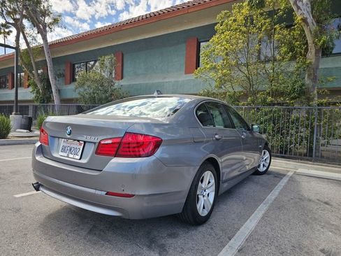 Used 2013 BMW 528i Sedan image 3