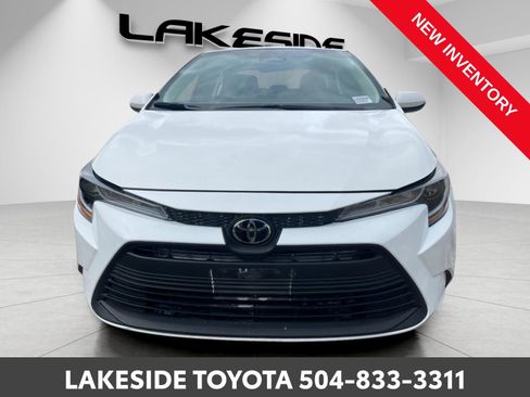 Used 2024 Toyota Corolla LE image 10