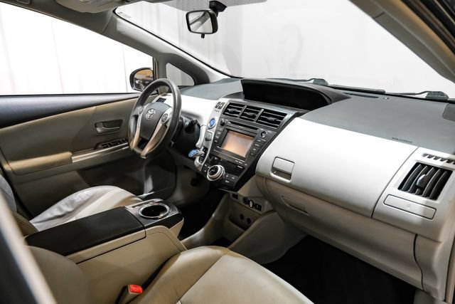 Used 2013 Toyota Prius V Three FWD image 16