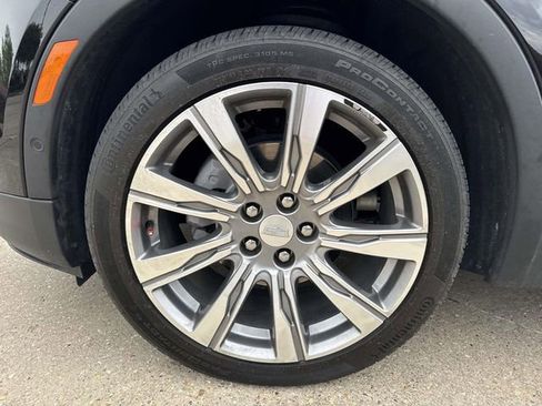 Used 2023 Cadillac XT4 Premium Luxury w/ Enhanced Visibility Package FWD image 7