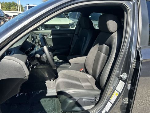 Used 2024 Honda Civic Sport image 11