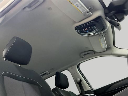 Used 2024 Jeep Grand Cherokee Laredo RWD image 14