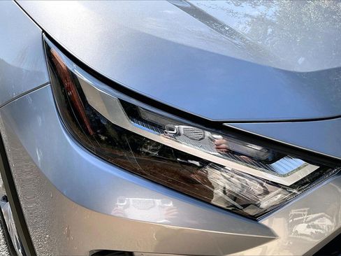 Used 2024 Toyota RAV4 LE image 29