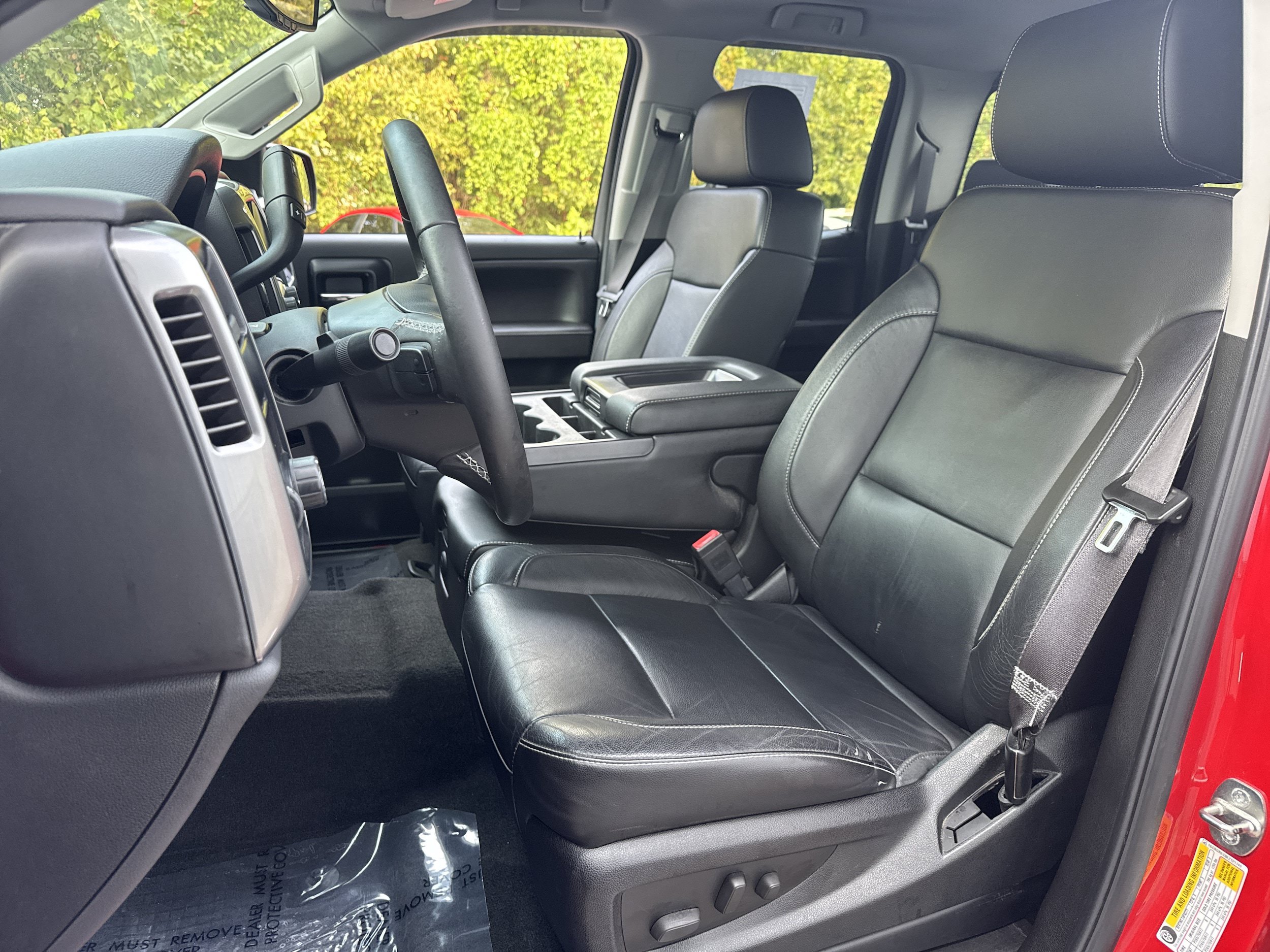 Used 2014 Chevrolet Silverado 1500 LT w/ LT Convenience Package RWD image 2