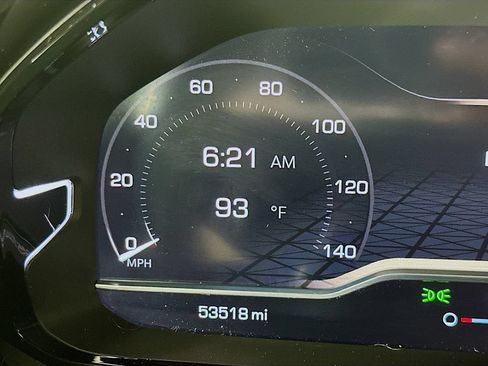 Used 2023 GMC Yukon Denali AWD/4WD image 17