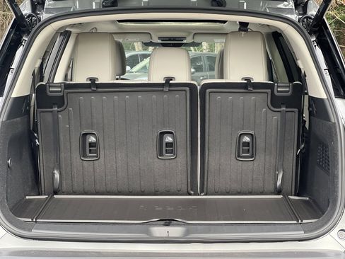 New 2026 Nissan Pathfinder SL FWD image 20