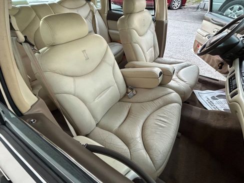 Used 1997 Lincoln Town Car Cartier image 6