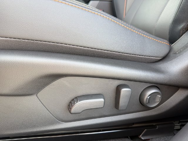 New 2026 Subaru Crosstrek 2.5i Limited AWD/4WD image 32