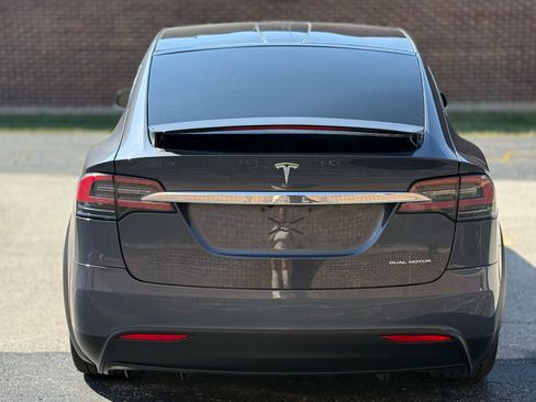 Used 2020 Tesla Model X Long Range image 8