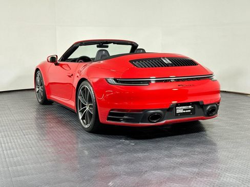 Certified 2024 Porsche 911 Carrera RWD image 3
