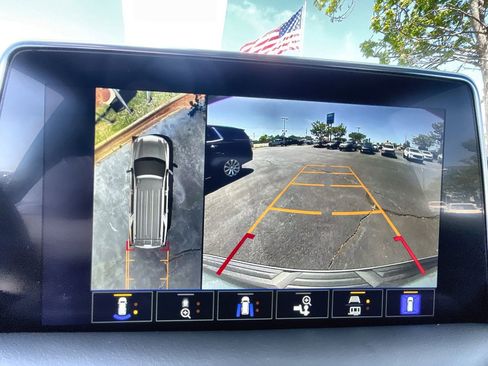 Used 2024 Chevrolet Tahoe Premier RWD image 15