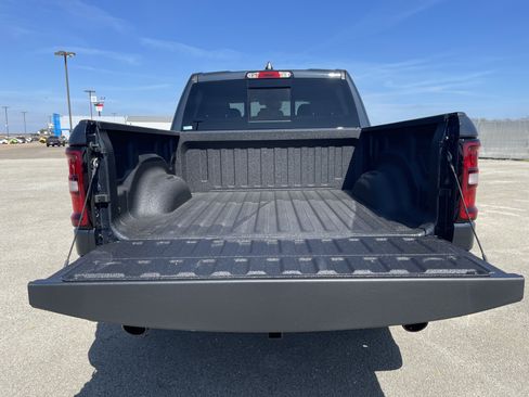 New 2026 RAM 1500 Lone Star AWD/4WD image 14