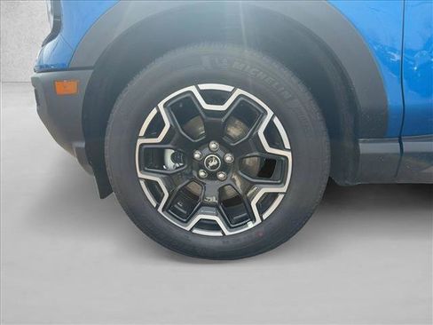 New 2025 Ford Bronco Sport Outer Banks image 10