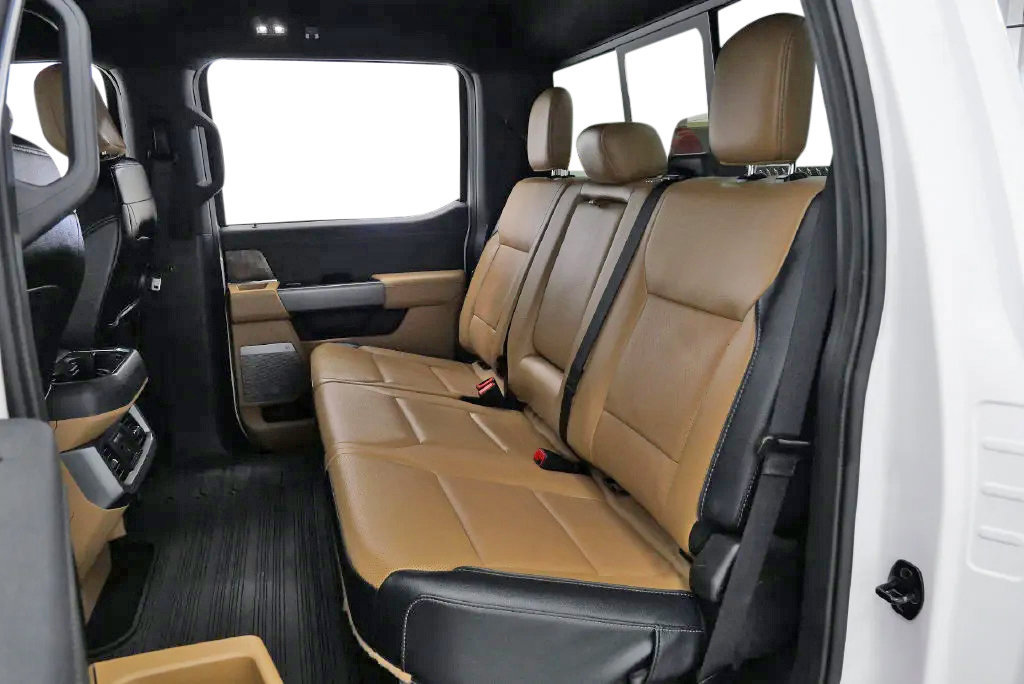 Used 2023 Ford F250 Lariat w/ Chrome Package AWD/4WD image 43