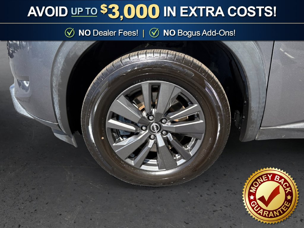 Used 2022 Nissan Pathfinder SV FWD image 13