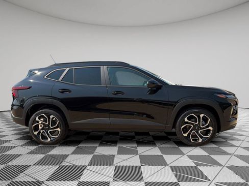 New 2026 Chevrolet Trax RS w/ Driver Confidence Package FWD image 6