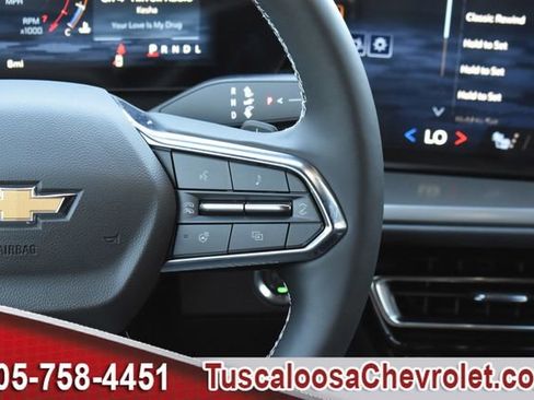 New 2026 Chevrolet Traverse LT w/ Driver Confidence Package image 24