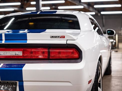 Used 2011 Dodge Challenger SRT8 w/ SRT Option Group II RWD image 32