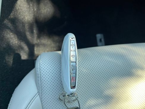 Used 2025 Genesis G70 2.5T AWD/4WD image 22