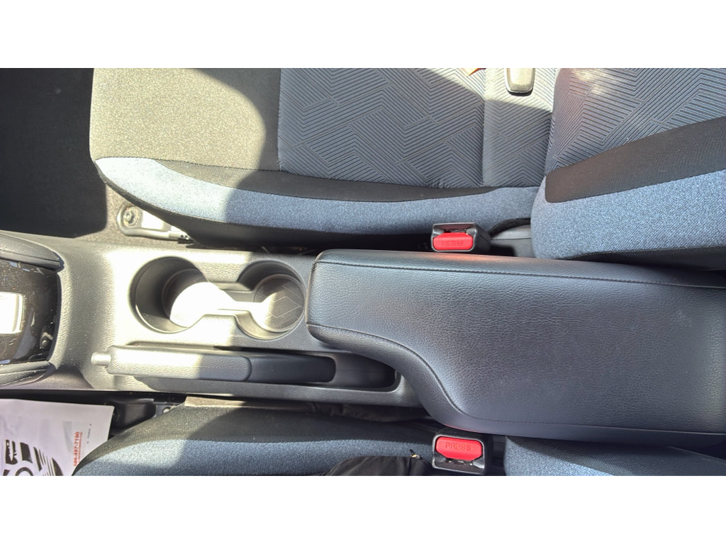 Used 2025 Nissan Versa SV FWD image 18