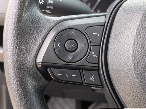 Used 2024 Toyota RAV4 XLE image 22