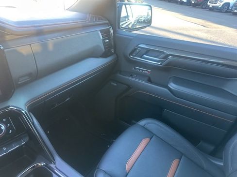 Used 2024 GMC Sierra 1500 AT4 w/ Technology Package image 14