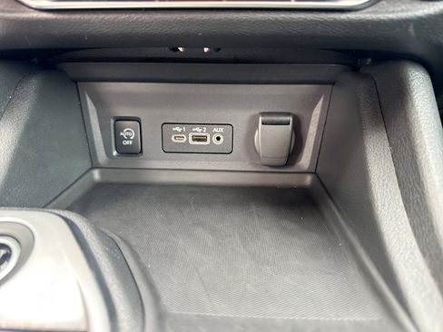 Certified 2024 Nissan Sentra SV FWD image 21