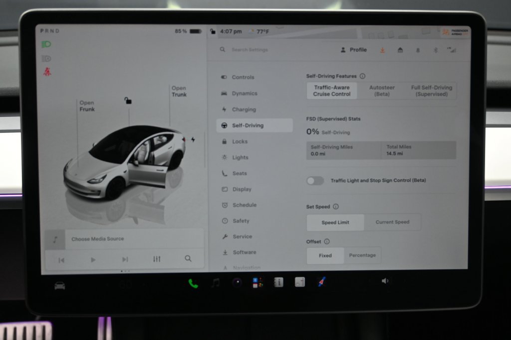 Used 2023 Tesla Model 3 Performance AWD/4WD image 18