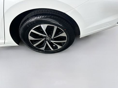 Used 2024 Volkswagen Jetta S image 11