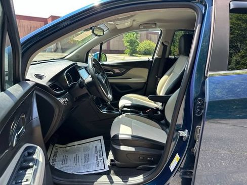 Used 2019 Buick Encore Preferred FWD image 9