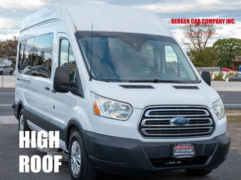 Used 2015 Ford Transit 350 XLT image 3