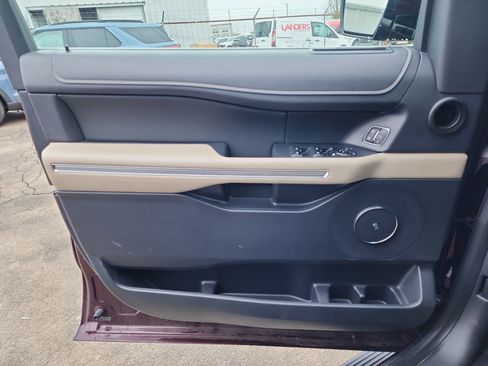 Certified 2024 Ford Expedition Max Limited image 19