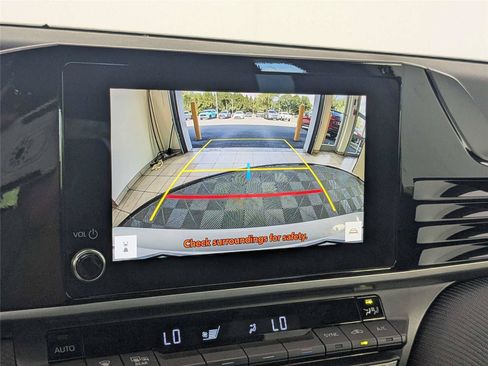 Certified 2025 Toyota Camry SE FWD image 20