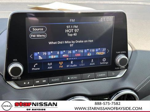 Certified 2022 Nissan Sentra SV w/ Trunk Package image 17