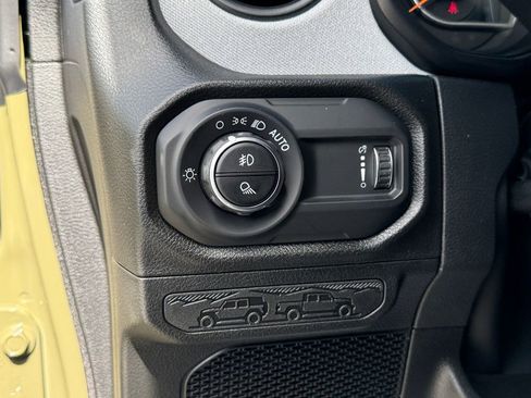 New 2026 Jeep Gladiator Mojave AWD/4WD image 31