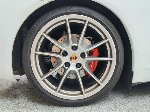 Used 2014 Porsche 911 Carrera S image 13