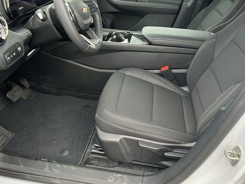 New 2026 Chevrolet Blazer EV LT image 13