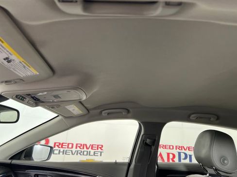 Used 2018 Chevrolet Impala LT w/ LT Leather Package image 21